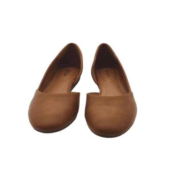 Flats - Picture 2 of 8